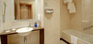 111atrypmontalvo-bathroom